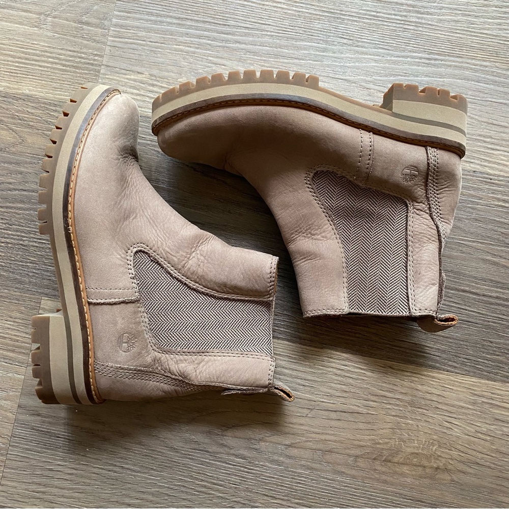 Timberland Tan Leather Chelsea Boots